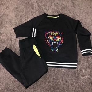 Kids sweatsuit